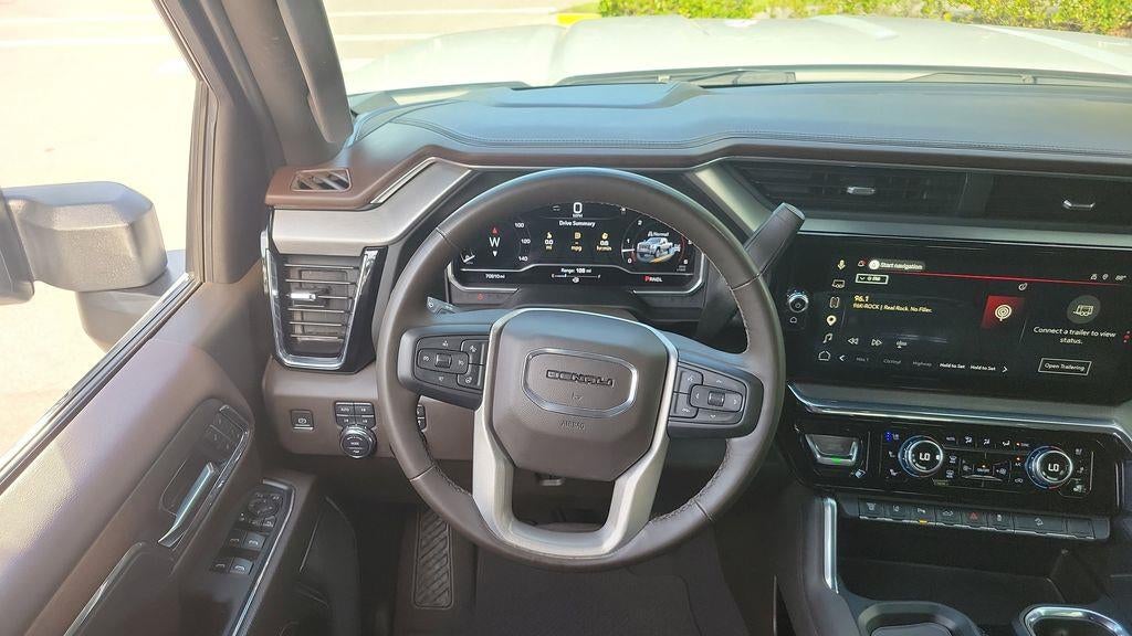 2024 GMC Sierra 2500HD Denali