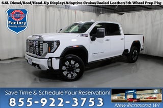 2024 GMC Sierra 2500HD with Summit White Exterior