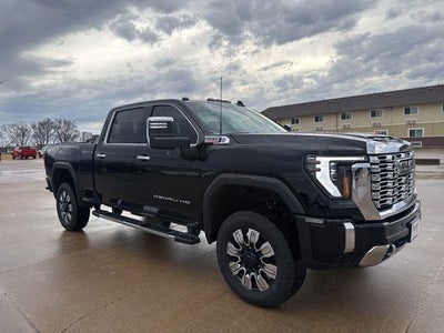 2024 GMC Sierra 2500HD 4X4 Denali 4DR Crew Cab SB