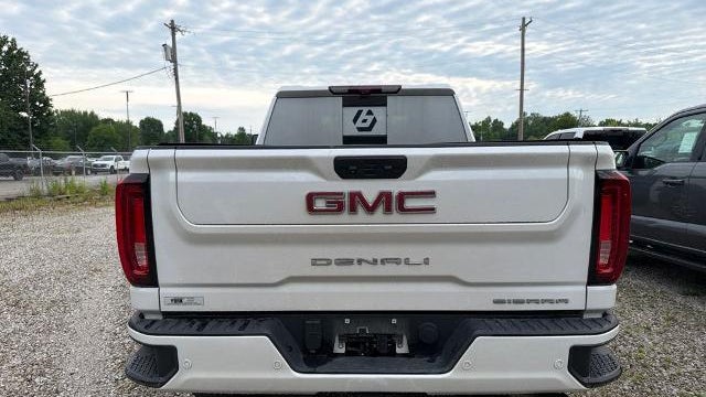 2023 GMC Sierra 2500HD Denali