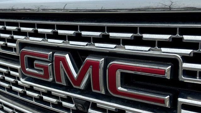 2023 GMC Sierra 2500HD Denali