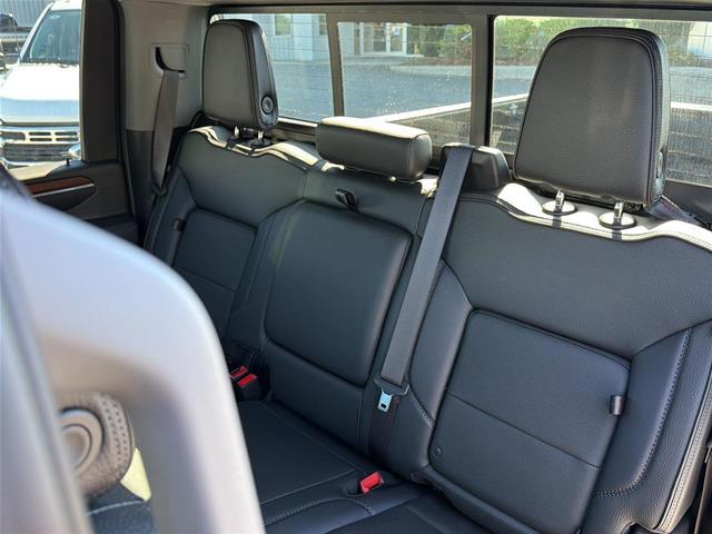 2024 GMC Sierra Hd - $71,800