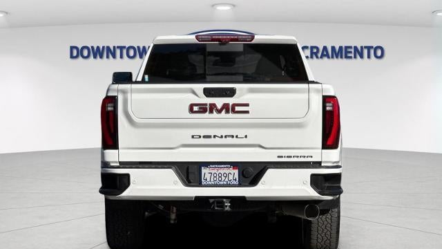 2024 GMC Sierra 2500HD Denali