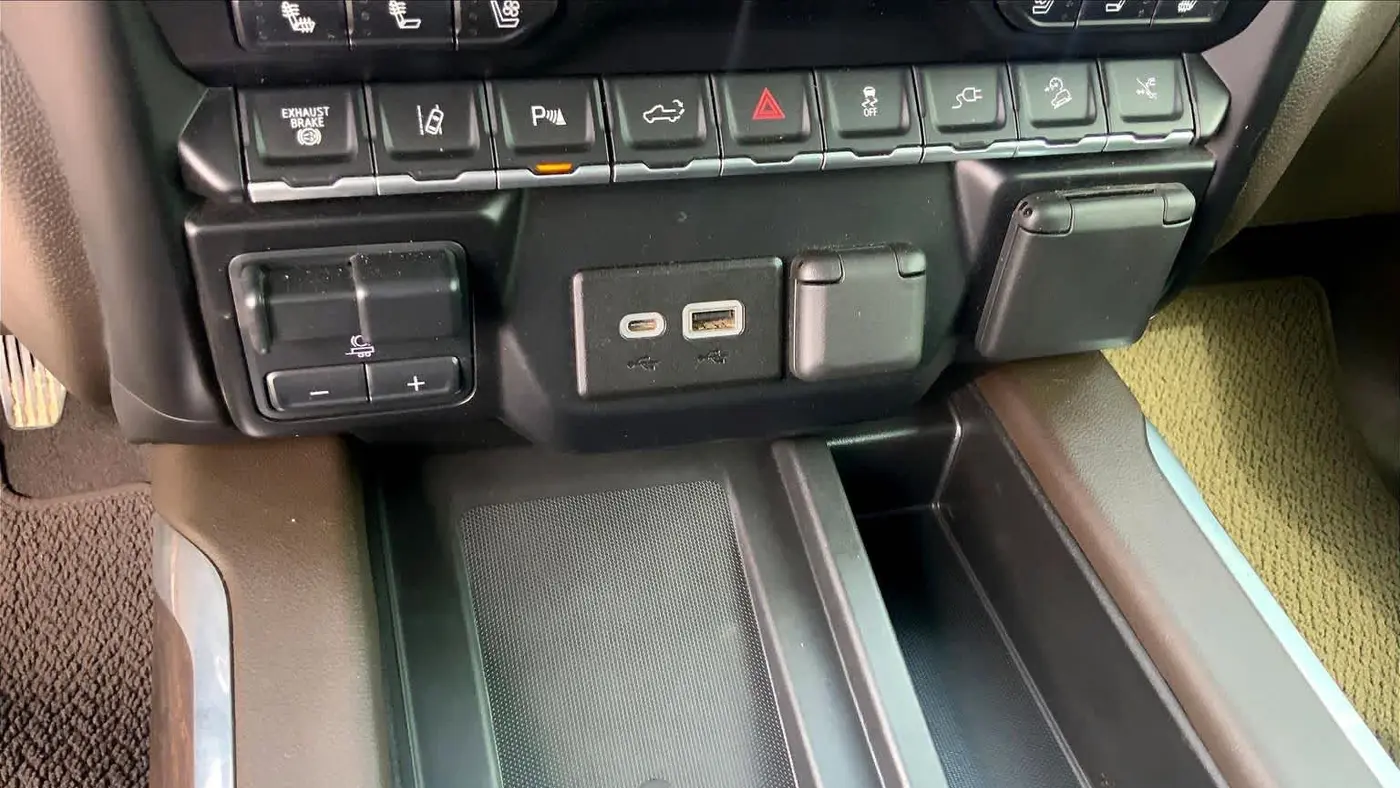 2022 GMC Sierra 2500HD Denali