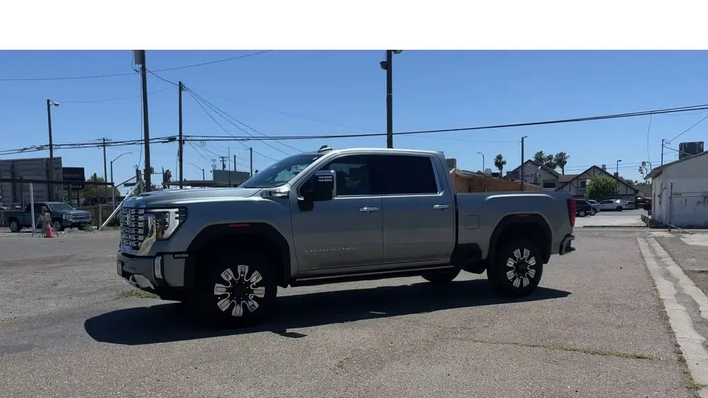 2024 GMC Sierra 2500HD Denali