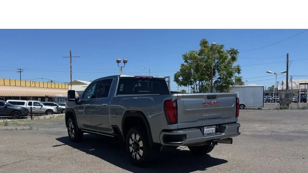2024 GMC Sierra 2500HD Denali