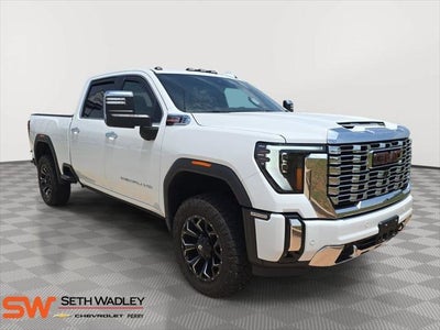 Photo of a 2024 GMC Sierra 2500HD 4X4 Denali 4DR Crew Cab SB for sale