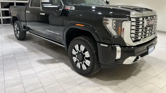 2024 GMC Sierra 2500HD Denali