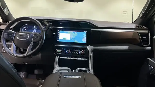 2024 GMC Sierra 2500HD Denali