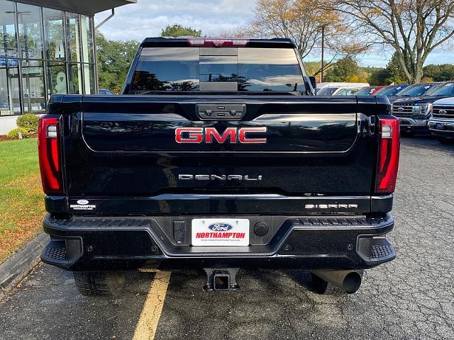 2024 GMC Sierra Hd - $49,205