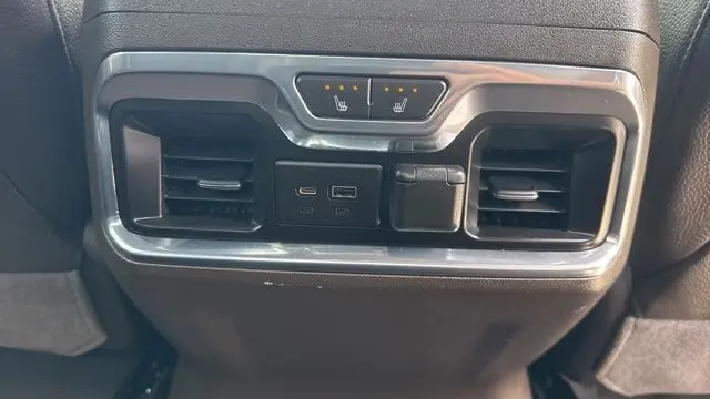 2023 GMC Sierra 2500HD Denali