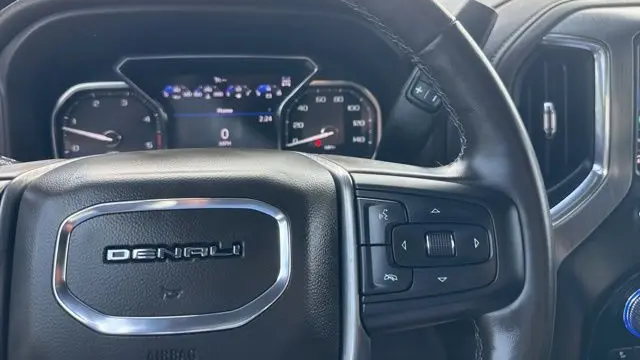 2023 GMC Sierra 2500HD Denali