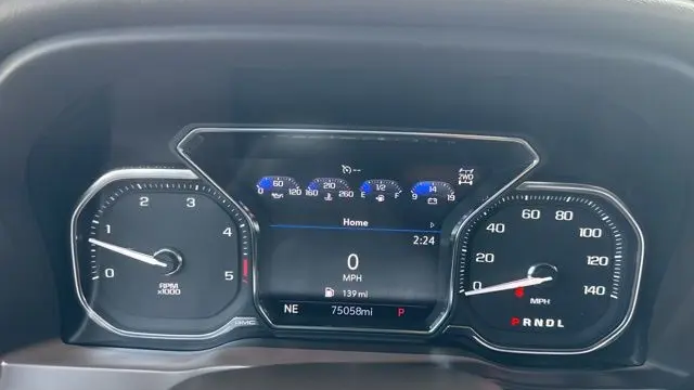 2023 GMC Sierra 2500HD Denali