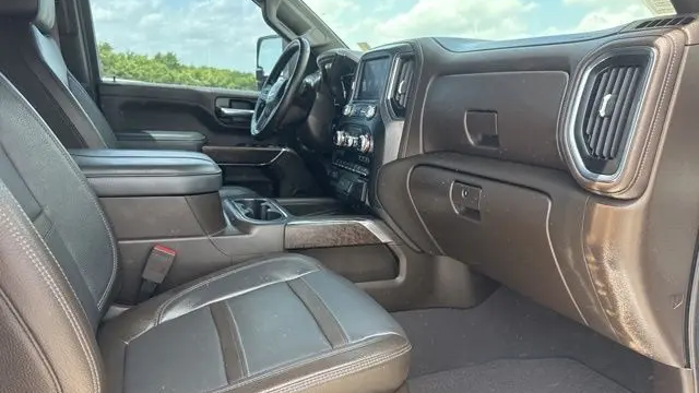 2023 GMC Sierra 2500HD Denali