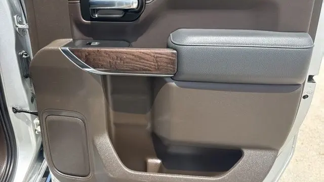 2023 GMC Sierra 2500HD Denali