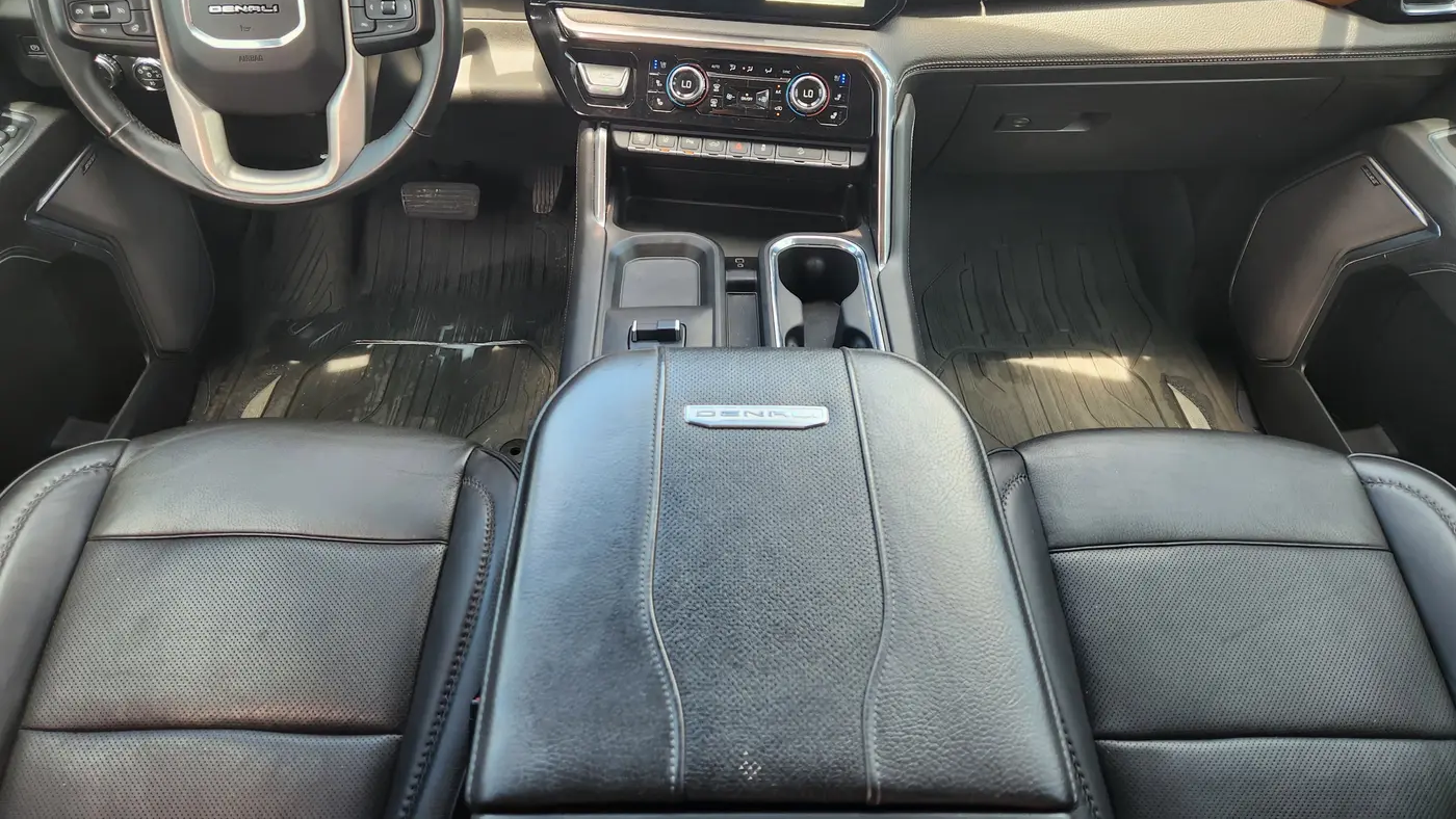 2024 GMC Sierra 2500HD Denali