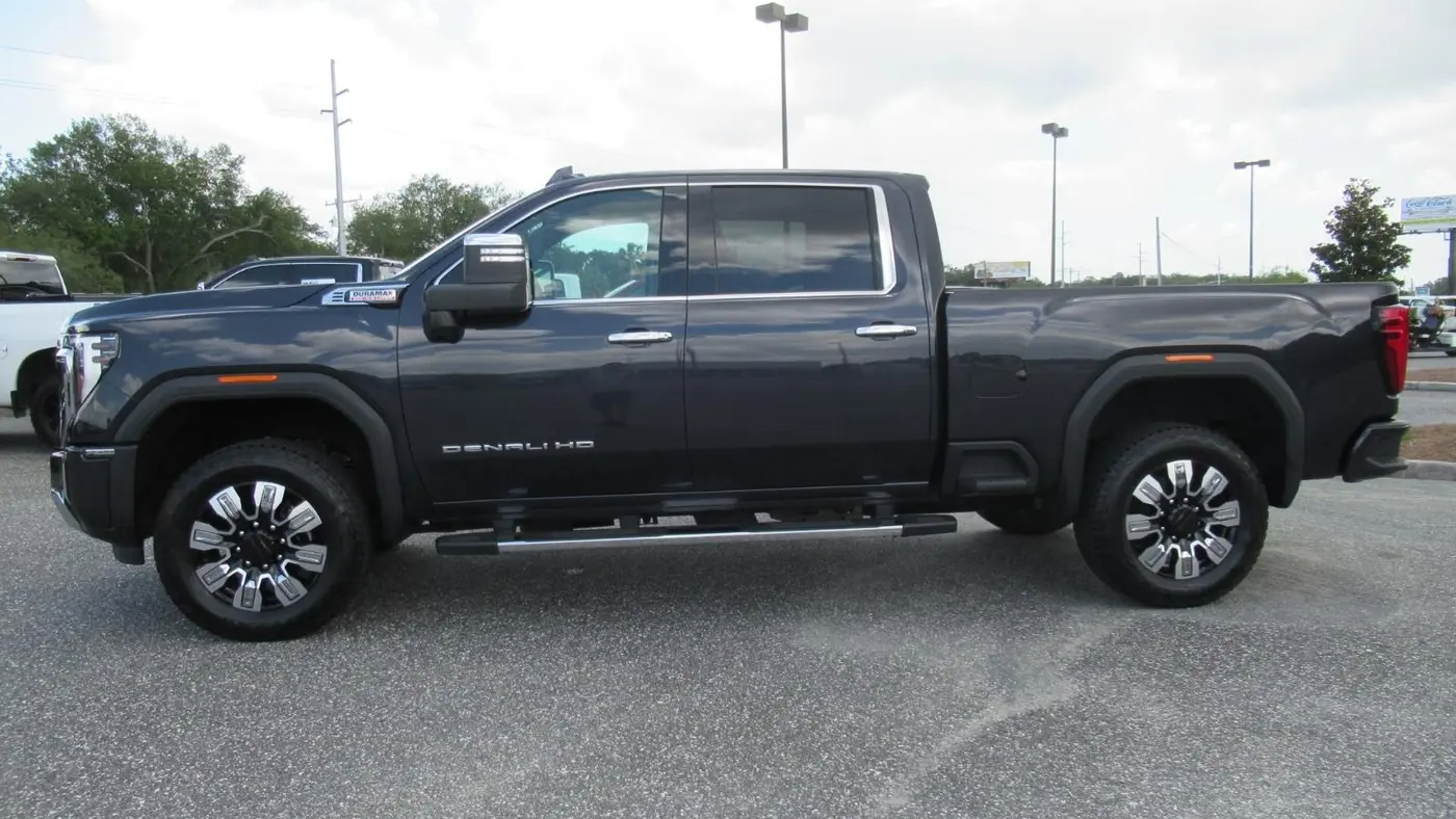 2024 GMC Sierra 2500HD Denali