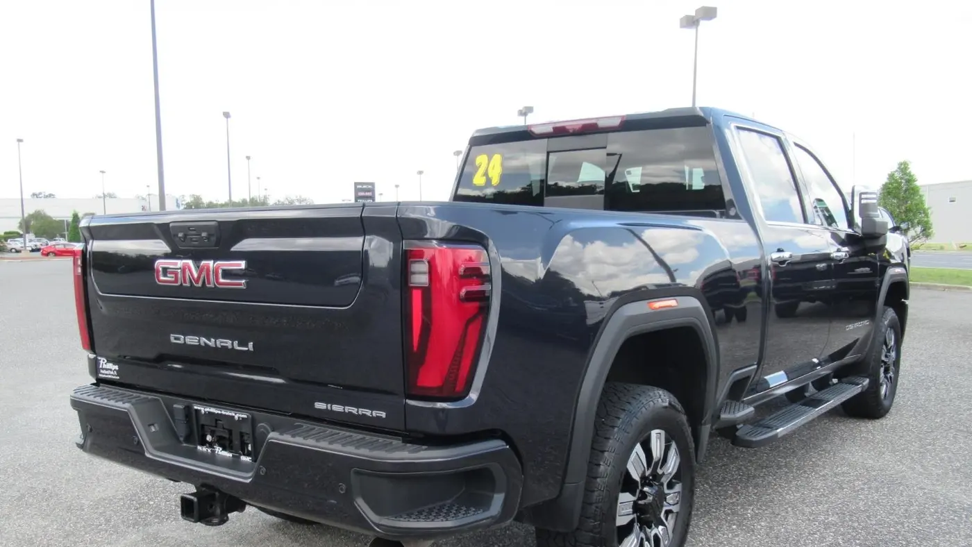 2024 GMC Sierra 2500HD Denali