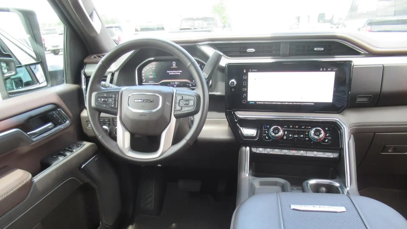 2024 GMC Sierra 2500HD Denali