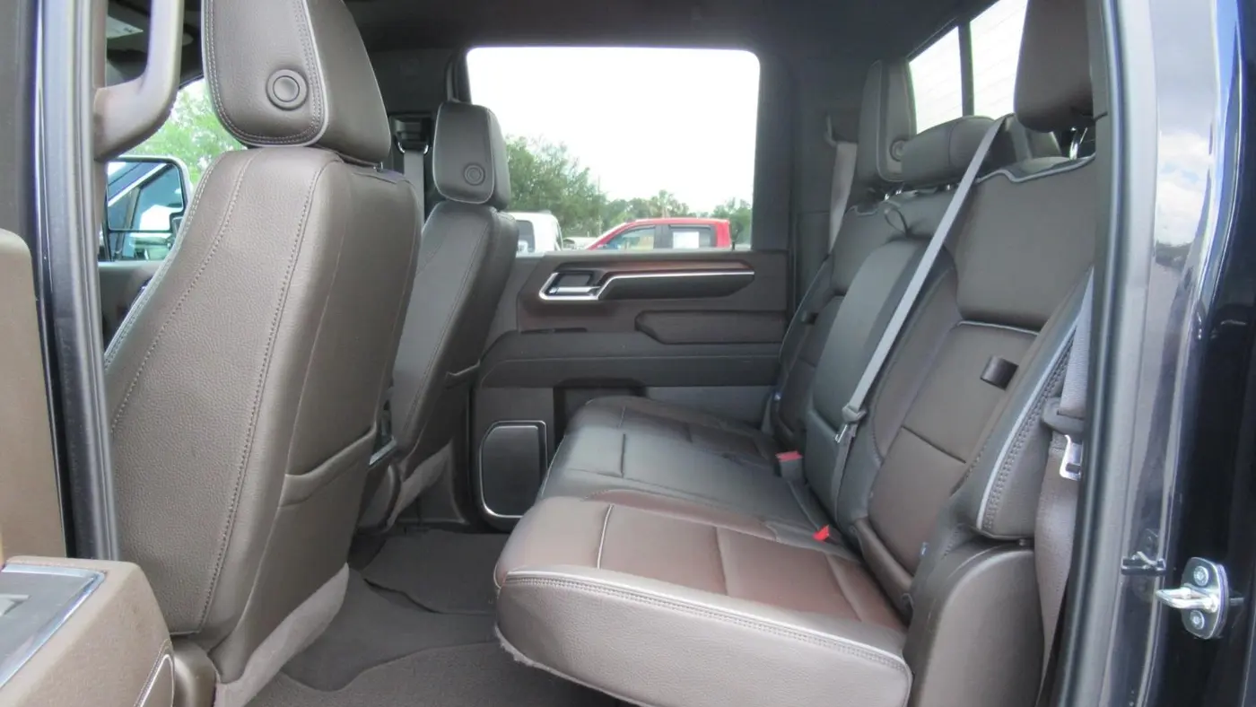 2024 GMC Sierra 2500HD Denali