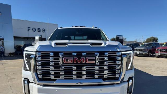2024 GMC Sierra 2500HD Denali