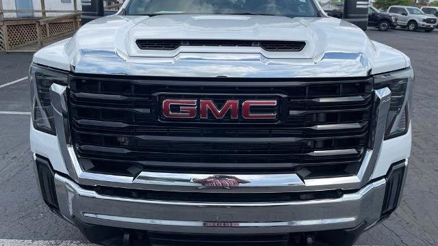 2024 GMC Sierra 3500HD Pro