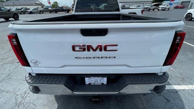 2024 GMC Sierra 3500HD Pro