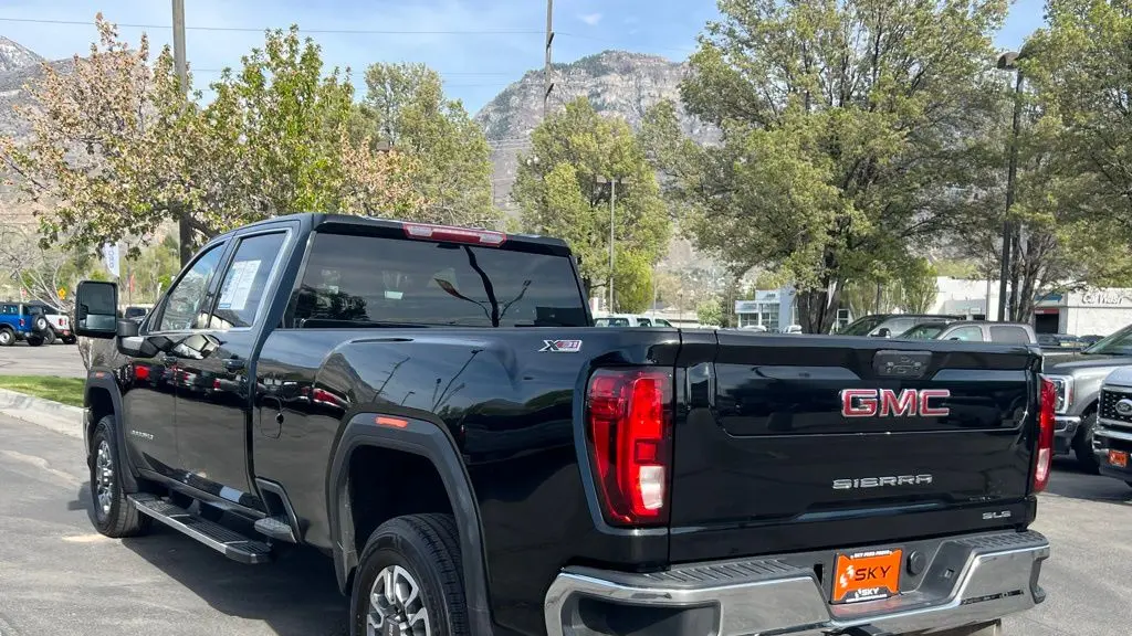 2023 GMC Sierra 3500HD SLE