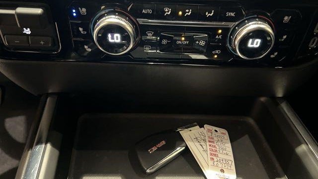 2024 GMC Sierra 3500HD SLT