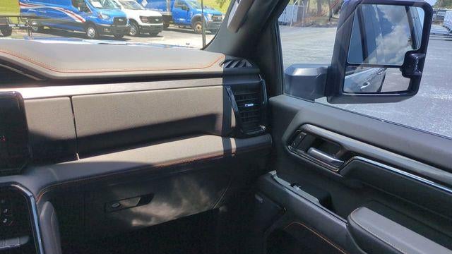 2024 GMC Sierra 3500HD AT4