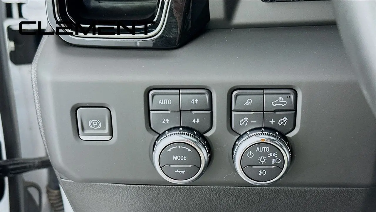 2024 GMC Sierra 3500HD AT4