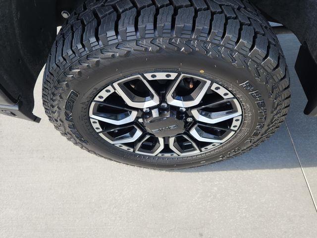 2022 GMC Sierra Hd - $51,143