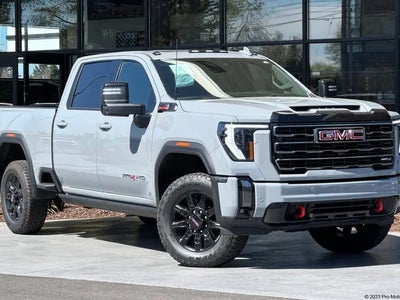 2024 GMC Sierra 3500HD 4X4 AT4 4DR Crew Cab SB SRW