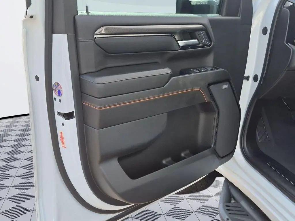 2024 GMC Sierra Hd - $71,238
