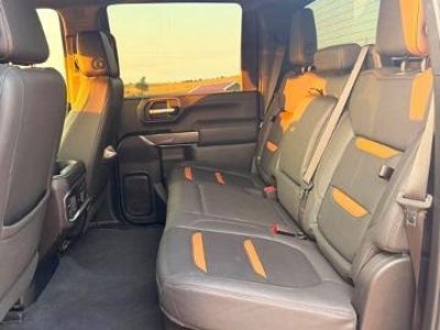 2023 GMC Sierra 3500HD 4X4 AT4 4DR Crew Cab SB SRW