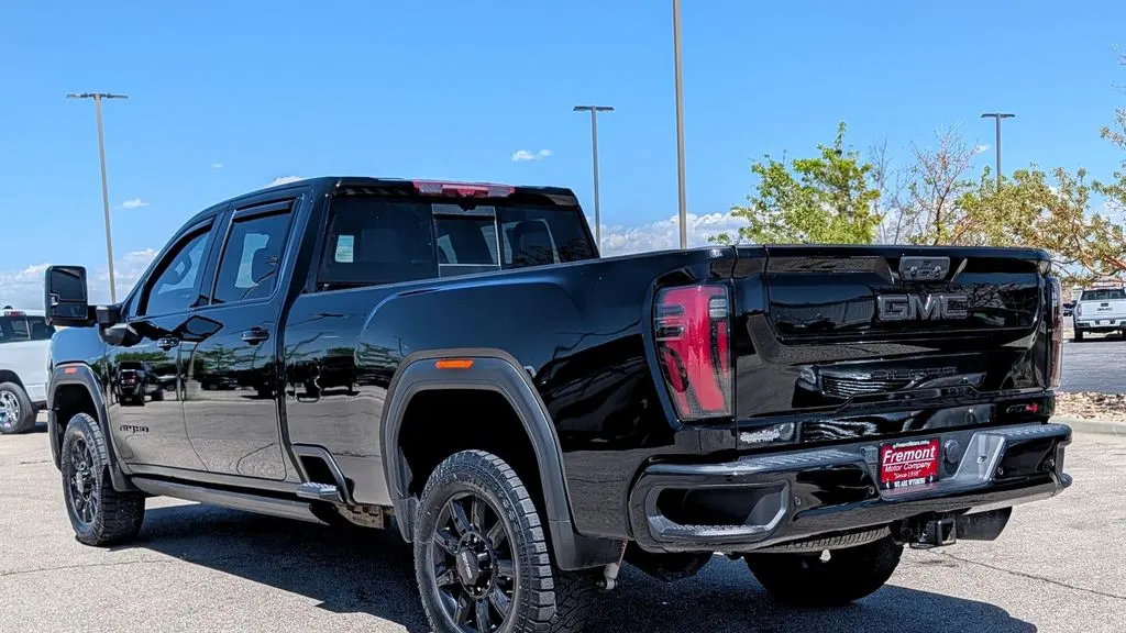 2024 GMC Sierra 3500HD AT4