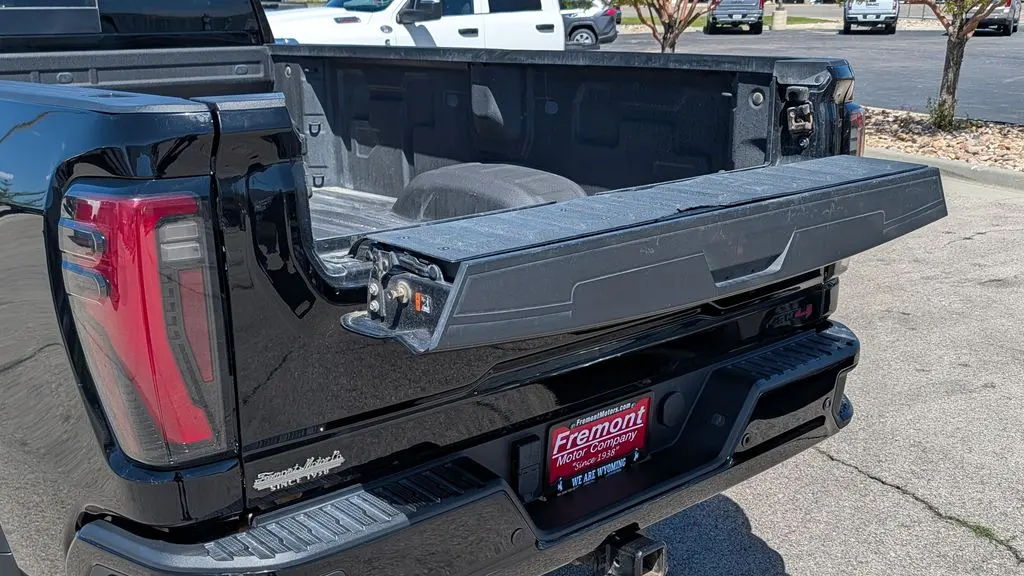 2024 GMC Sierra 3500HD AT4