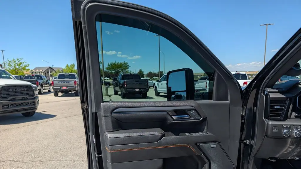 2024 GMC Sierra 3500HD AT4
