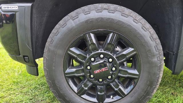 2024 GMC Sierra 3500HD AT4