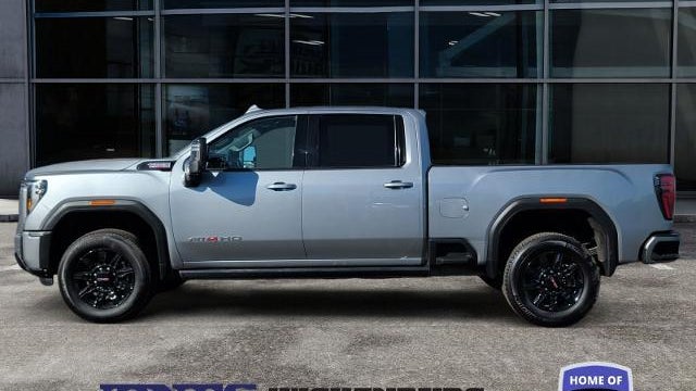 2024 GMC Sierra 3500HD AT4