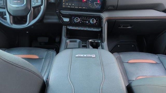 2024 GMC Sierra 3500HD AT4