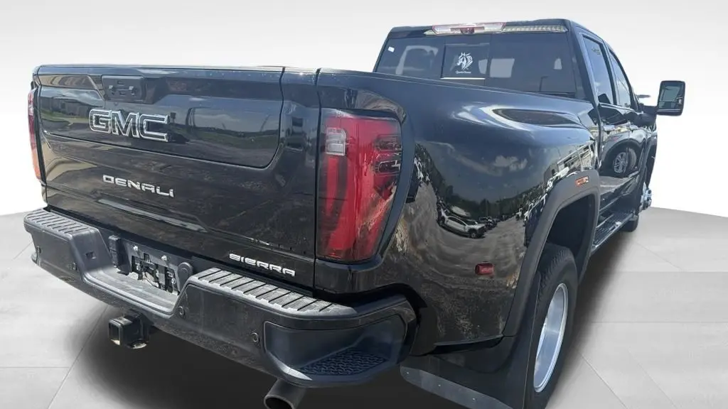 2024 GMC Sierra 3500HD Denali