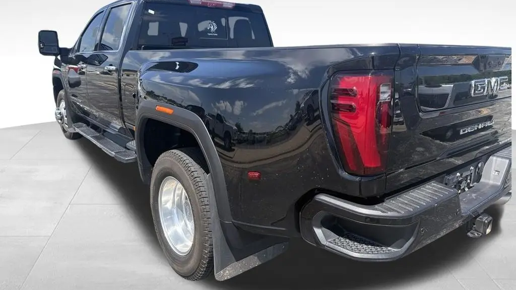 2024 GMC Sierra 3500HD Denali
