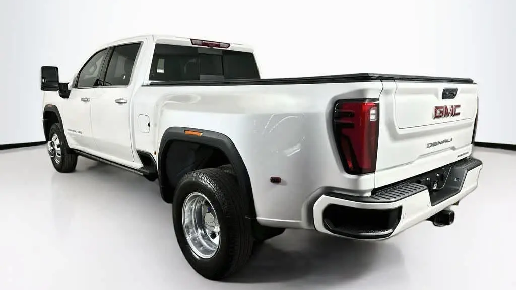 2024 GMC Sierra 3500HD Denali