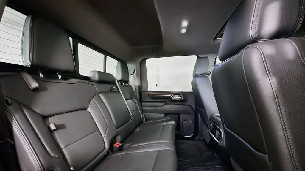 2024 GMC Sierra 3500HD Denali