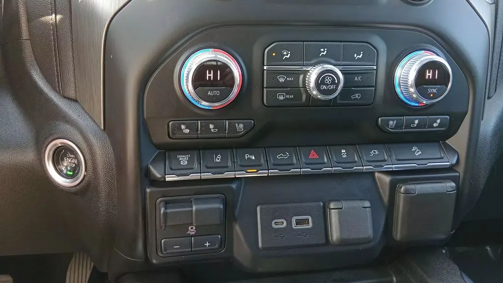 2020 GMC Sierra 3500HD Denali