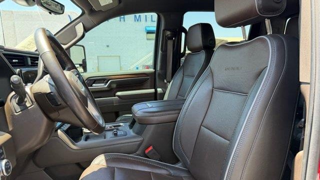 2024 GMC Sierra 3500HD Denali