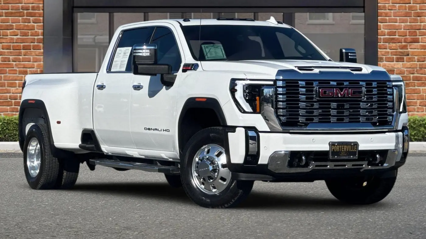 2024 GMC Sierra 3500HD Denali