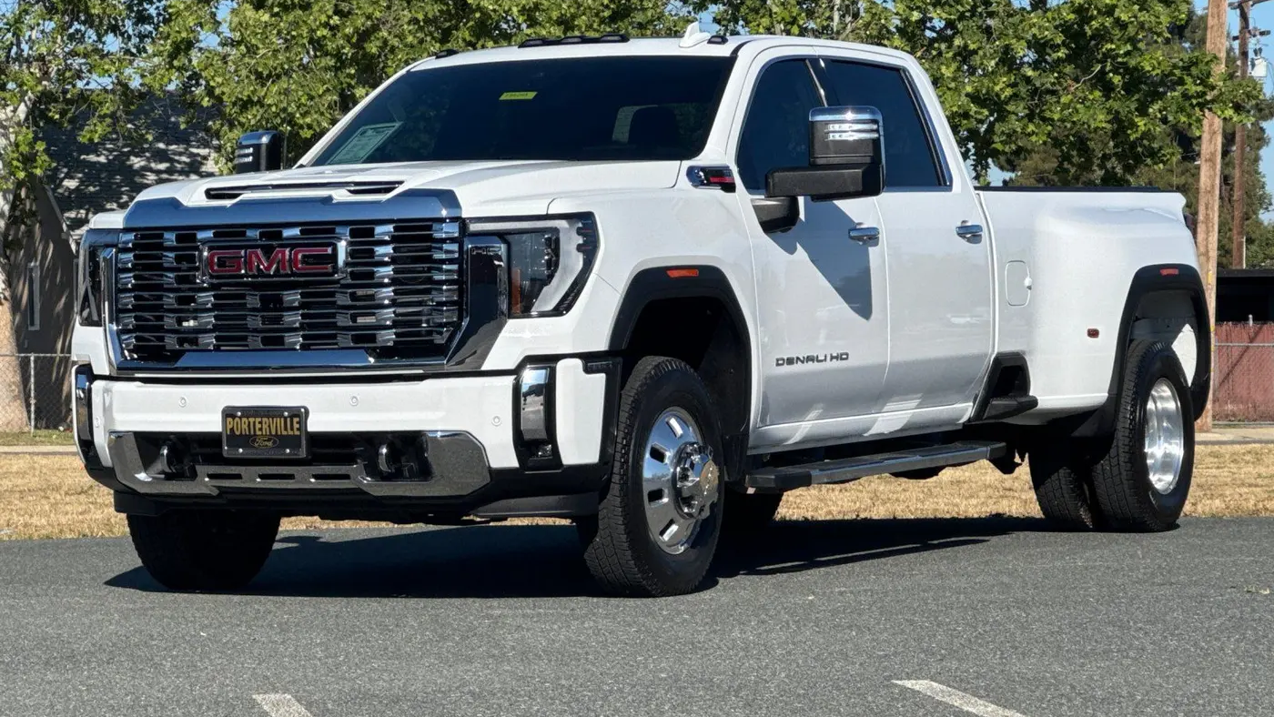 2024 GMC Sierra 3500HD Denali