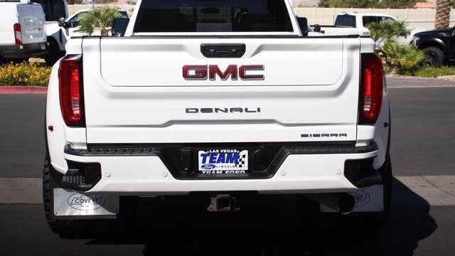 2022 GMC Sierra 3500HD Denali